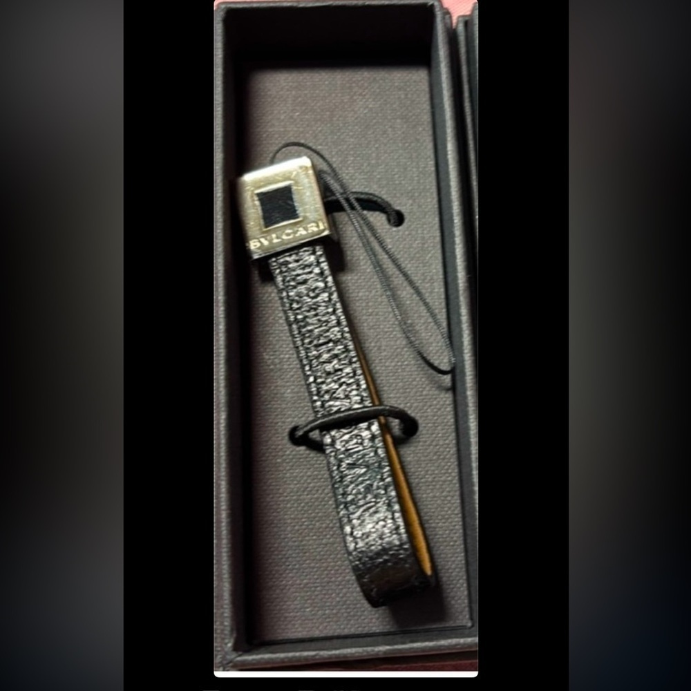 Bvlgari Cellphone Accessory. - Picture 7 of 7